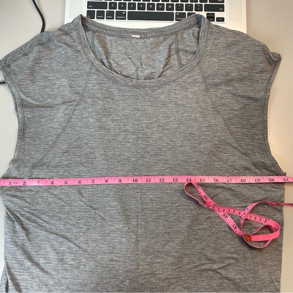 Lululemon Gray plant To Pike Relaxed Fit Short Sleeve Top Med / Large - Picture 6 of 9